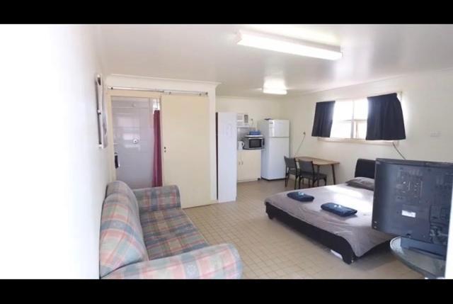 Отель A1Cabins Сидуна Экстерьер фото