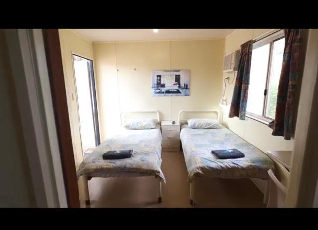 Отель A1Cabins Сидуна Экстерьер фото